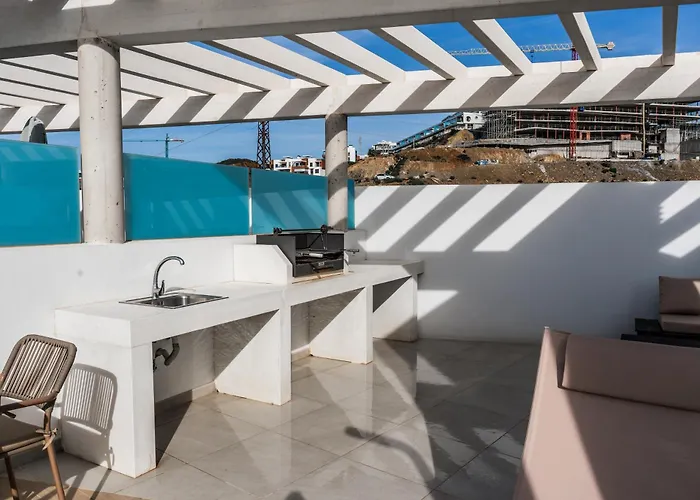 Panoramic Seaview Penthouse The Wave
